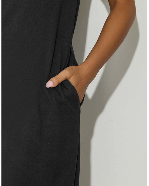 PixieGirl Black Petite T-Shirt Maxi Dress