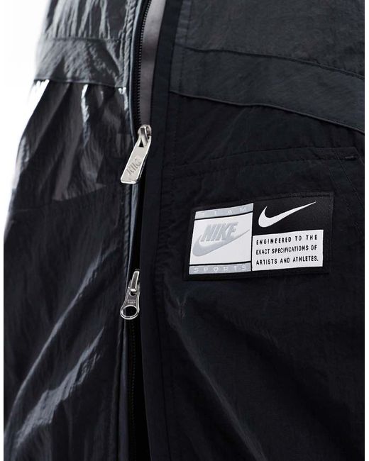 Street di Nike in Blue