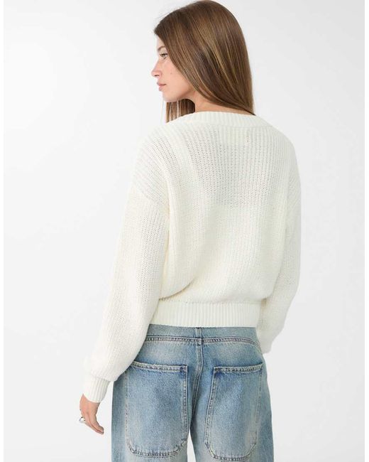 Stradivarius Gebreid Vest Met Knopen in het White