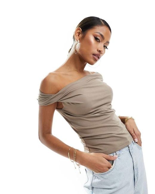 Abercrombie & Fitch White Off The Shoulder Twist Top