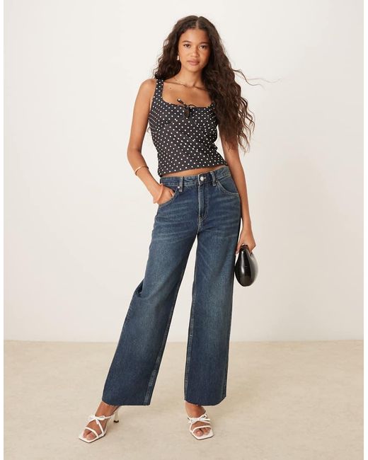Top De Estilo Mesonera Con Pecho Fruncido, Detalle De Lazada Y Estampado De De ASOS de color Blue