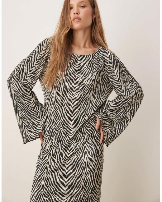 Vila Natural Zebra Print Long Sleeve Maxi Dress