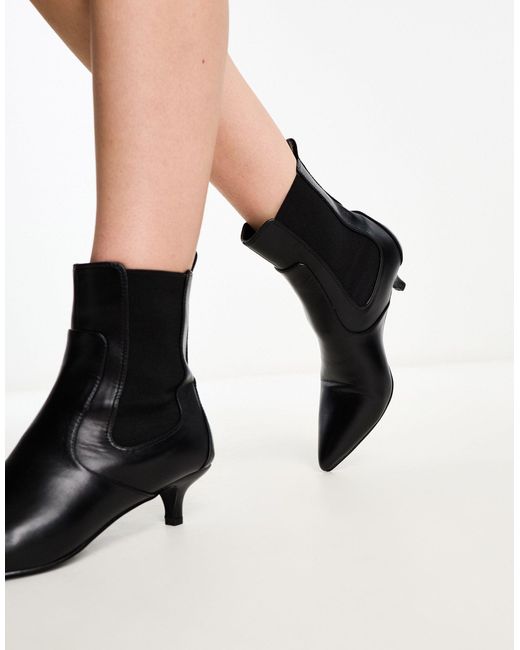Raid Black Cedar Kitten Heel Ankle Boots