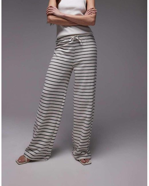Pantaloni A Fondo Ampio Écru A Righe Con Coulisse di TOPSHOP in Gray