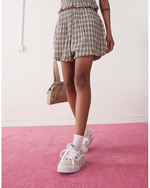 Knu Skool di Vans in Pink