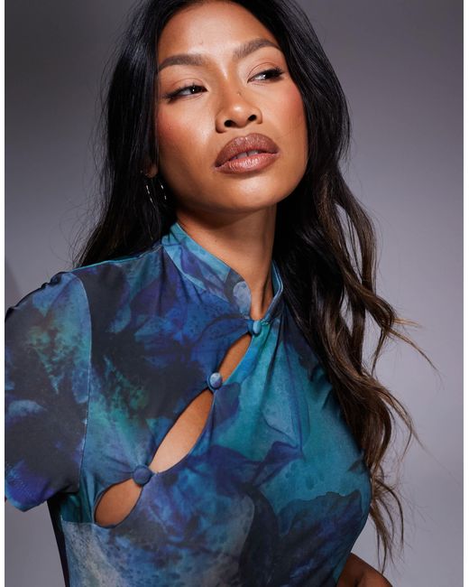 Top ajusté à manches courtes avec boutons à passant et imprimé fleuri - bleu ASOS en coloris Blue