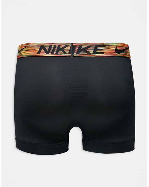 Nike Essentials in het Black voor heren