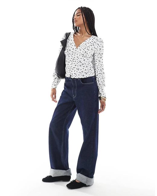 Glamorous White V-Neck Button Front Blouse