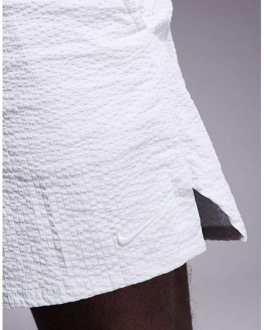 Nike Blue Unlimited Dri-fit Seersucker 5 Inch Shorts for men