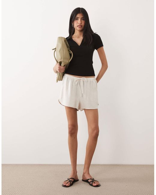 Mini-short ASOS en coloris Natural