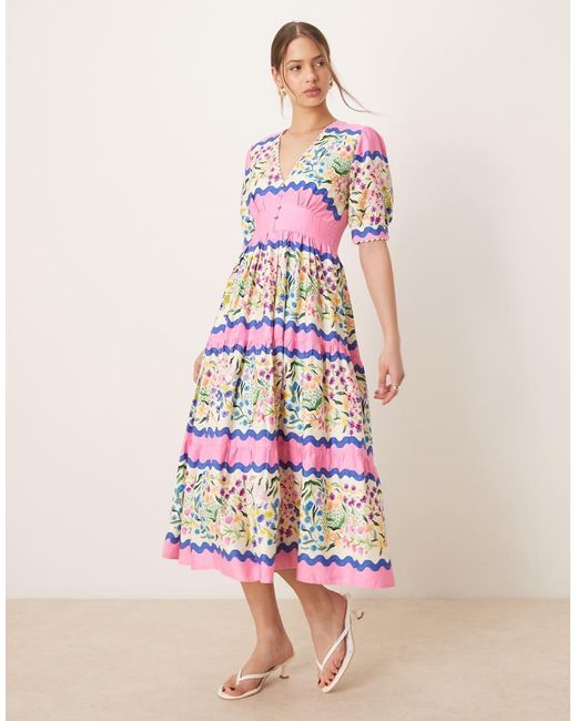 Vestito Grembiule Midi Multicolore Con Scollo A V E Maniche A Sbuffo di Hope & Ivy