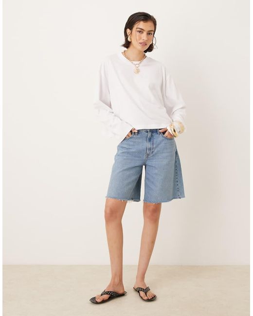 ASOS Cropped T-Shirt Met Lange Mouwen En Rechte Pasvorm in het White