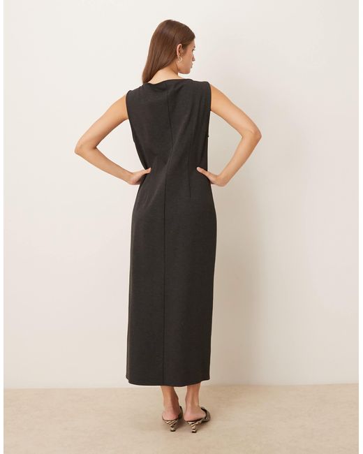 Robe sans manches mi-longue fendue à encolure bateau - anthracite Mango en coloris Natural
