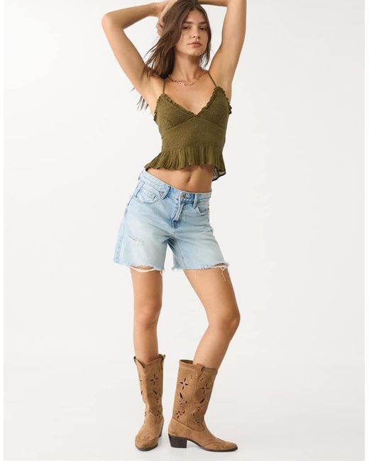 Top Aderente Kaki Con Volant di Stradivarius in Green