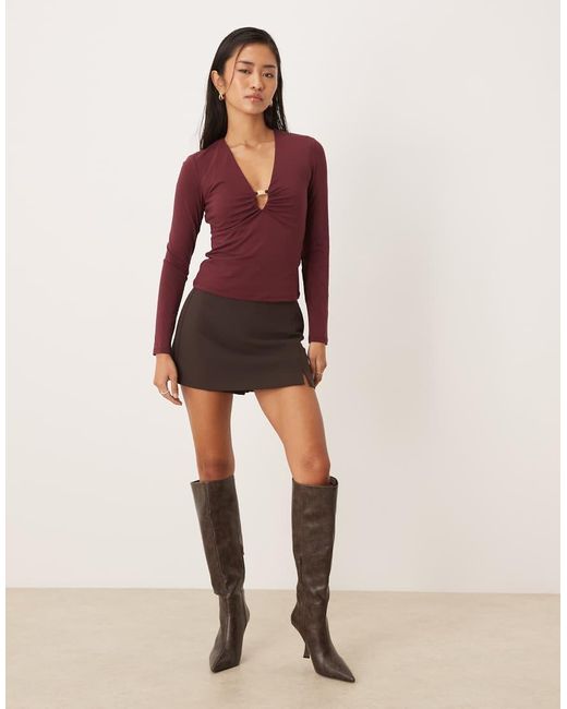 Abercrombie & Fitch Red Bra Free V Neck Long Sleeve Hardware Top