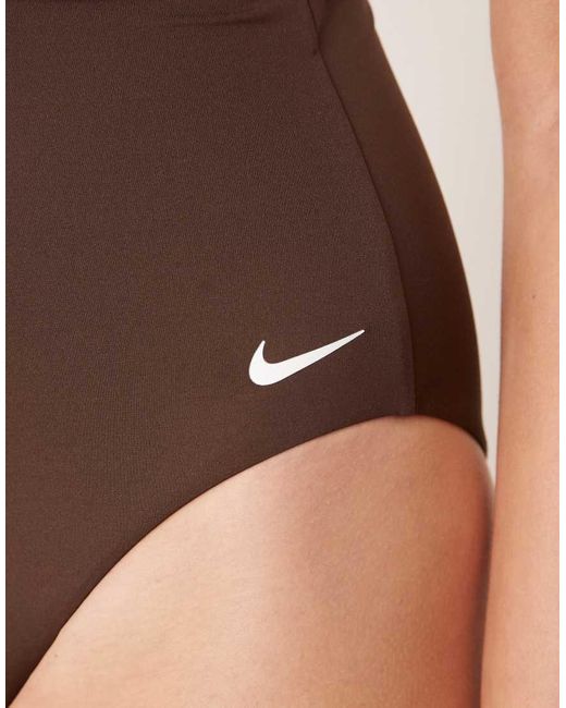 Nike di Nike in Brown
