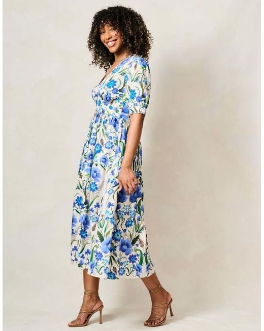 Hope & Ivy Blue The Erica V-Neck Full-Skirt Tea Dress With Puff Sleeves