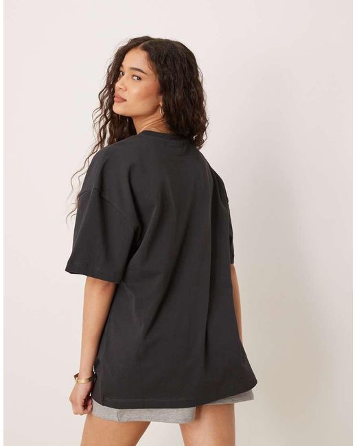 Active di Tala in Black