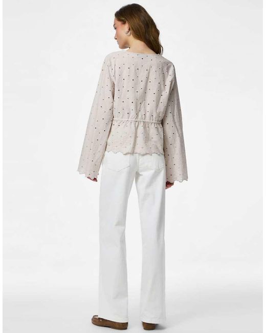 Blusa Lining di Pieces in White