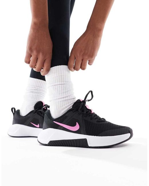 Nike White Mc 3 Trainers