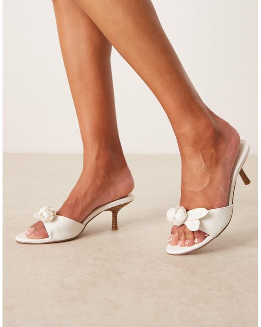 Heartly - mules à talon avec roses ASOS en coloris Natural