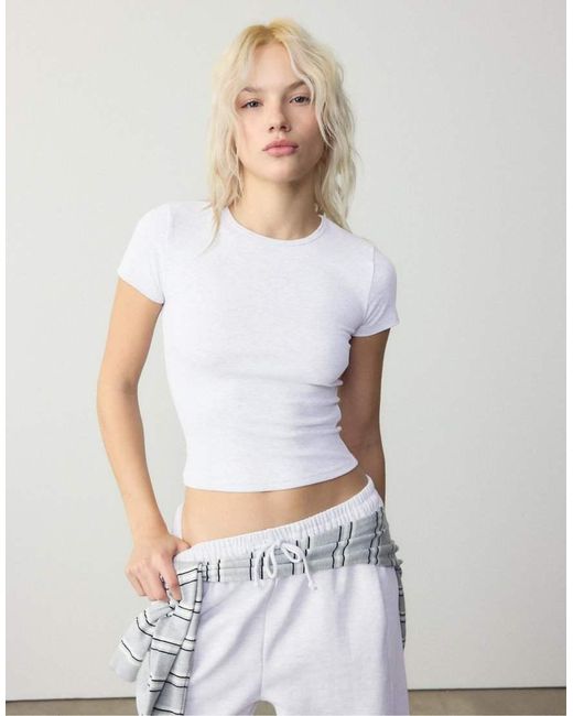 Stradivarius White Basic Slim Fit T-Shirt