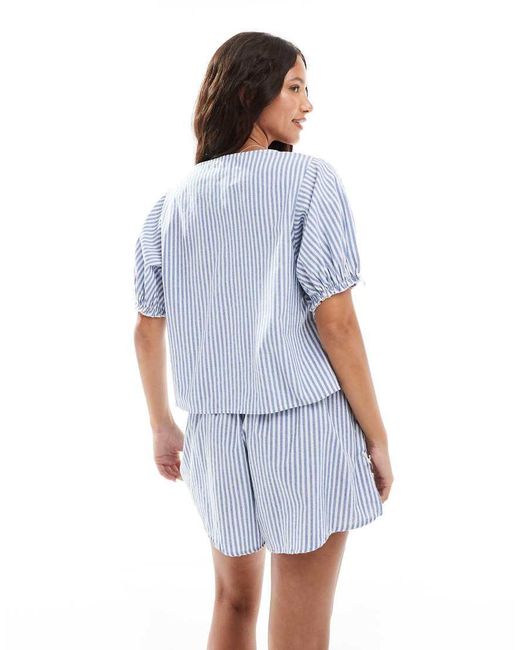 Pantalones Cortos De Pijama A Rayas Blancas Y Azules Con Lazadas En Los Laterales Exclusivos De (Parte De Un Conjunto) The Frolic de color Blue