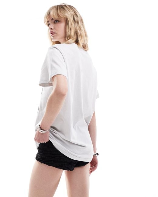 Minga White London Oversized T-shirt With Black Cat Graphics