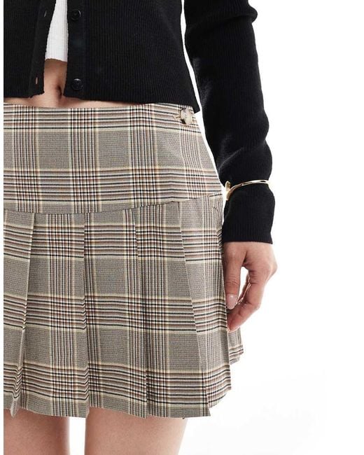 Stradivarius Black Pleated Mini Skort
