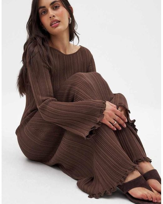 NA-KD Brown Knitted Round Neck Frill Maxi Dress