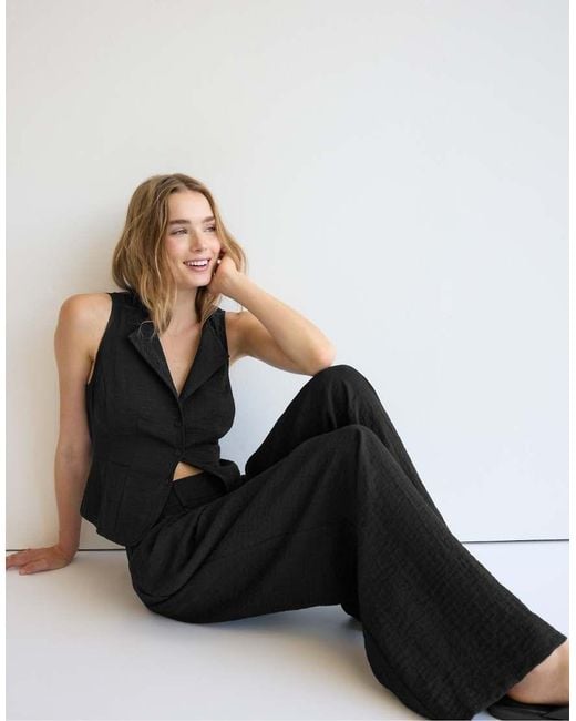 Stradivarius Black Buttoned Waistcoat