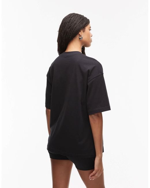 New Balance Black – linear heritage – oversize-t-shirt