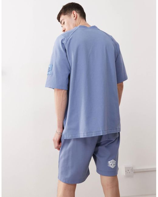 Umbro – drill – shorts in Blue für Herren