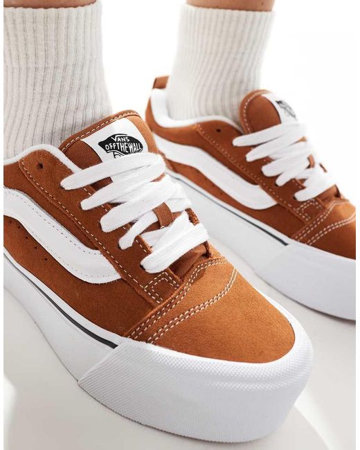 Knu Stack di Vans in White