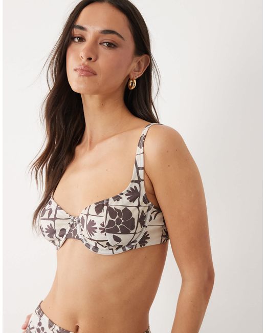 Lea - haut ASOS en coloris Brown