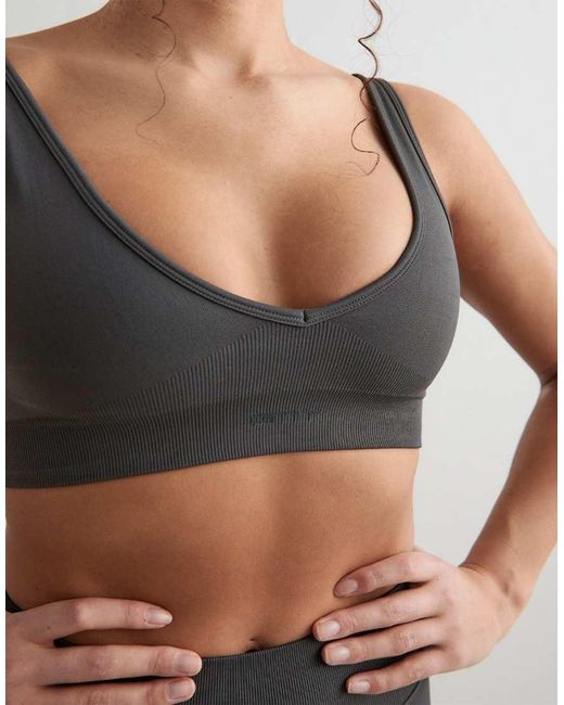 Aim'n White Shadow Shape Seamless Deep Cut Bra