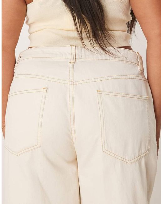 Vaqueros De Pernera Ancha Con Raya En La Parte Delantera De Asos Design Curve-Blanco ASOS de color Brown