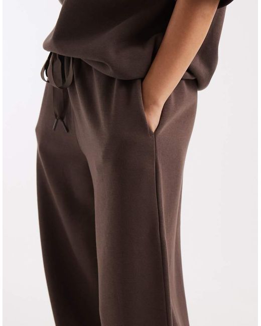 Vero Moda Brown Tie Waist Wide Leg joggers Co-ord