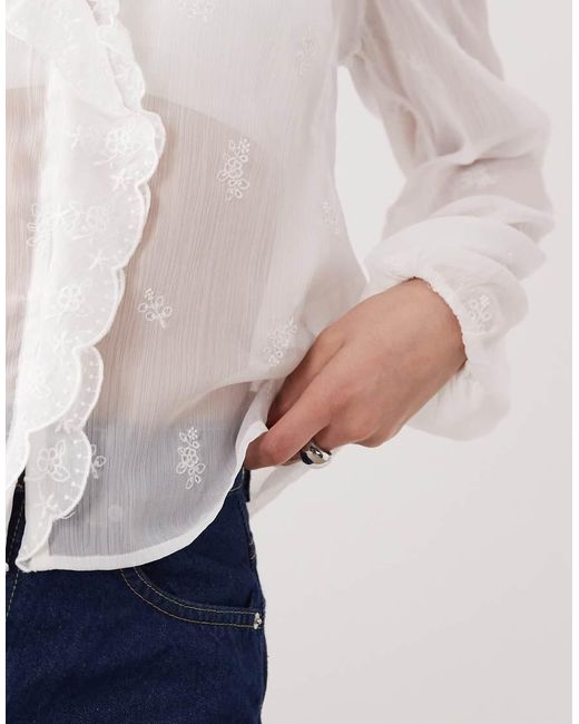 Abercrombie & Fitch White Flowy Long Sleeve Blouse With Front Ruffle Detail
