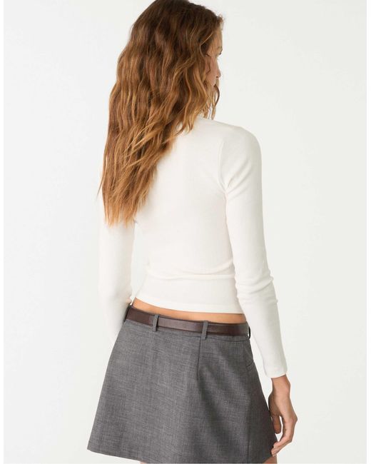 Stradivarius White – langärmliges, geripptes shirt