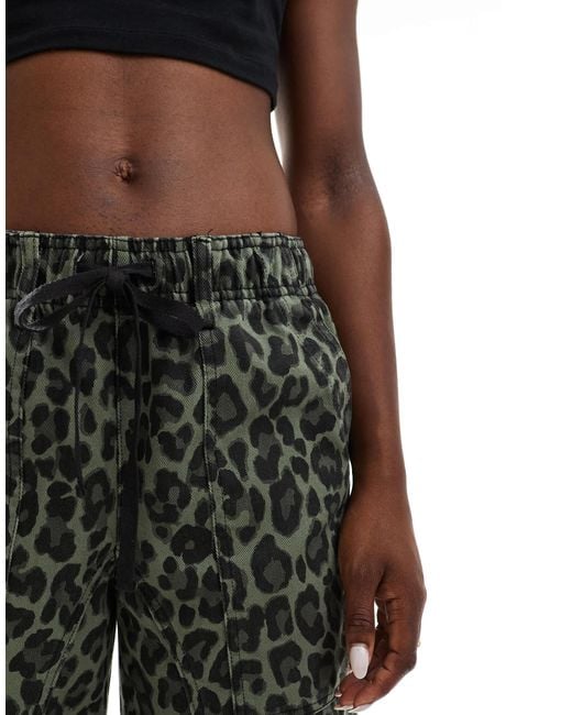 Jean ample - kaki léopard Pull&Bear en coloris Brown