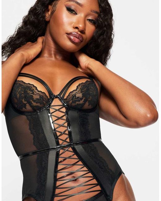 Ann Summers Red Hot Blooded Crotchless Cami Suspender Set