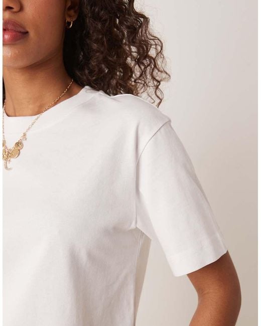 Gina Tricot Recht T-Shirt Met Korte Mouwen in het Brown