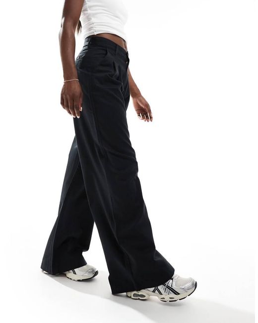 Levi's Black Pleated Wide Leg Twill Trouser