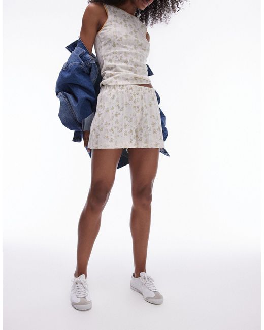TOPSHOP Blue – mehrfarbige boxy-shorts mit pointelle-muster und blümchenprint, kombiteil