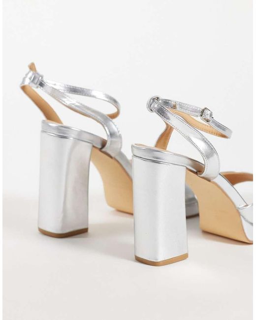 SEQWL White Platform Block Heeled Sandal
