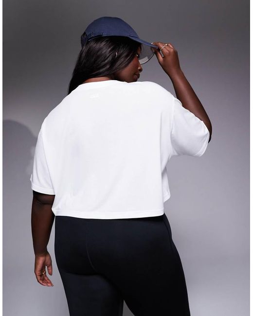 Camiseta Deportiva Corta Blanca De Cuadrado De Tejido De Secado Rápido Icon De Curve 4505 de color White