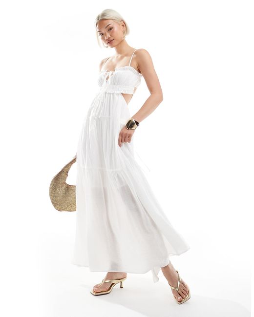 Exclusivité - - robe dos nu longue à volants nouée devant The Frolic en coloris White