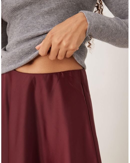 Y.A.S Red Volume Satin Circle Midi Skirt