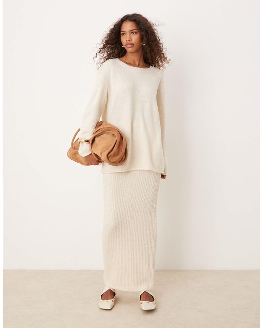 Essential - pull d'ensemble en maille côtelée - crème Glamorous en coloris Natural